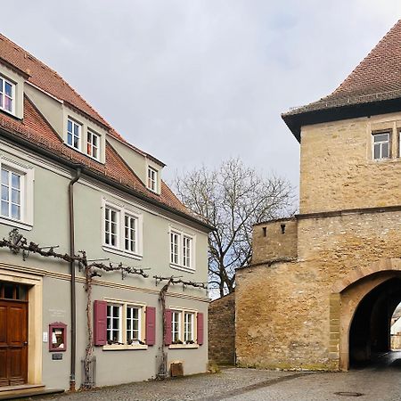 Weingut Gaestehaus Weigand 이포펜 외부 사진